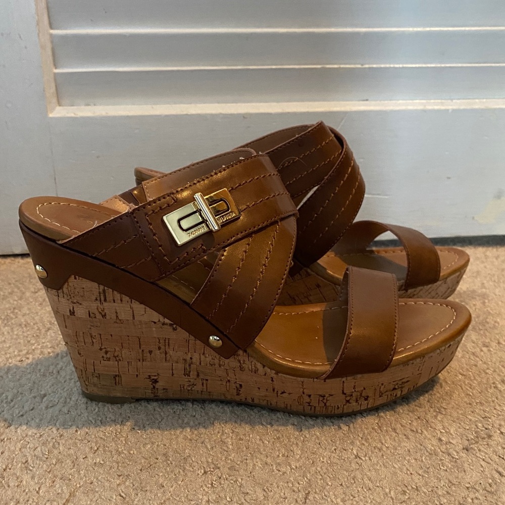 tommy hilfiger mili2 wedges